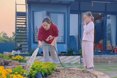 Vợ chồng Hà Nội chi 300 triệu làm nhà container 110m², 4 phòng ngủ tiện nghi