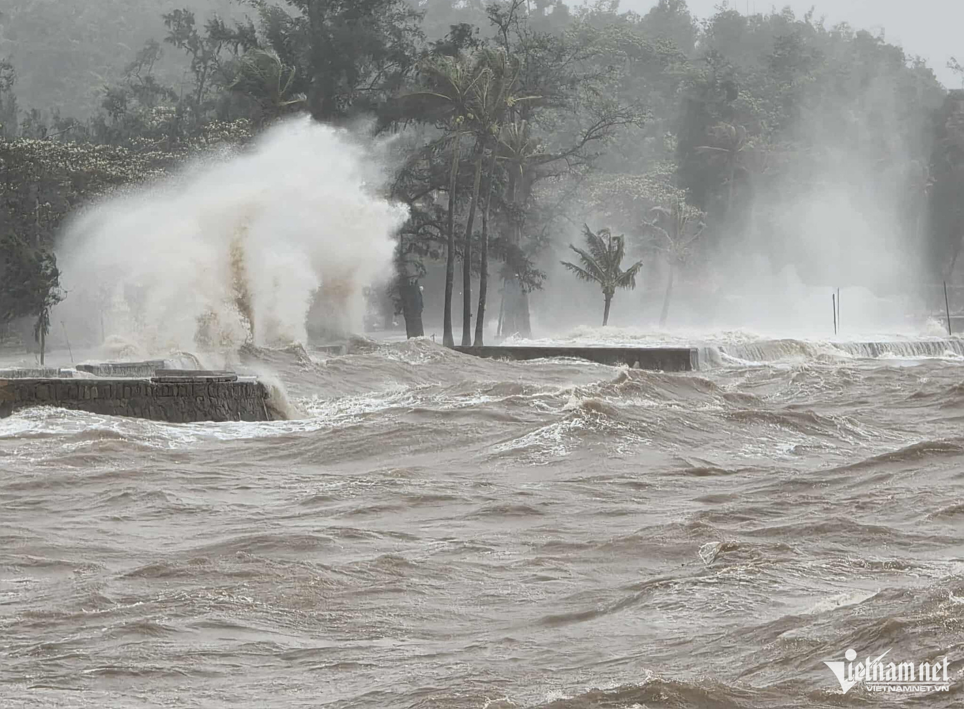 bao song Do Son Bao Khanh.jpg