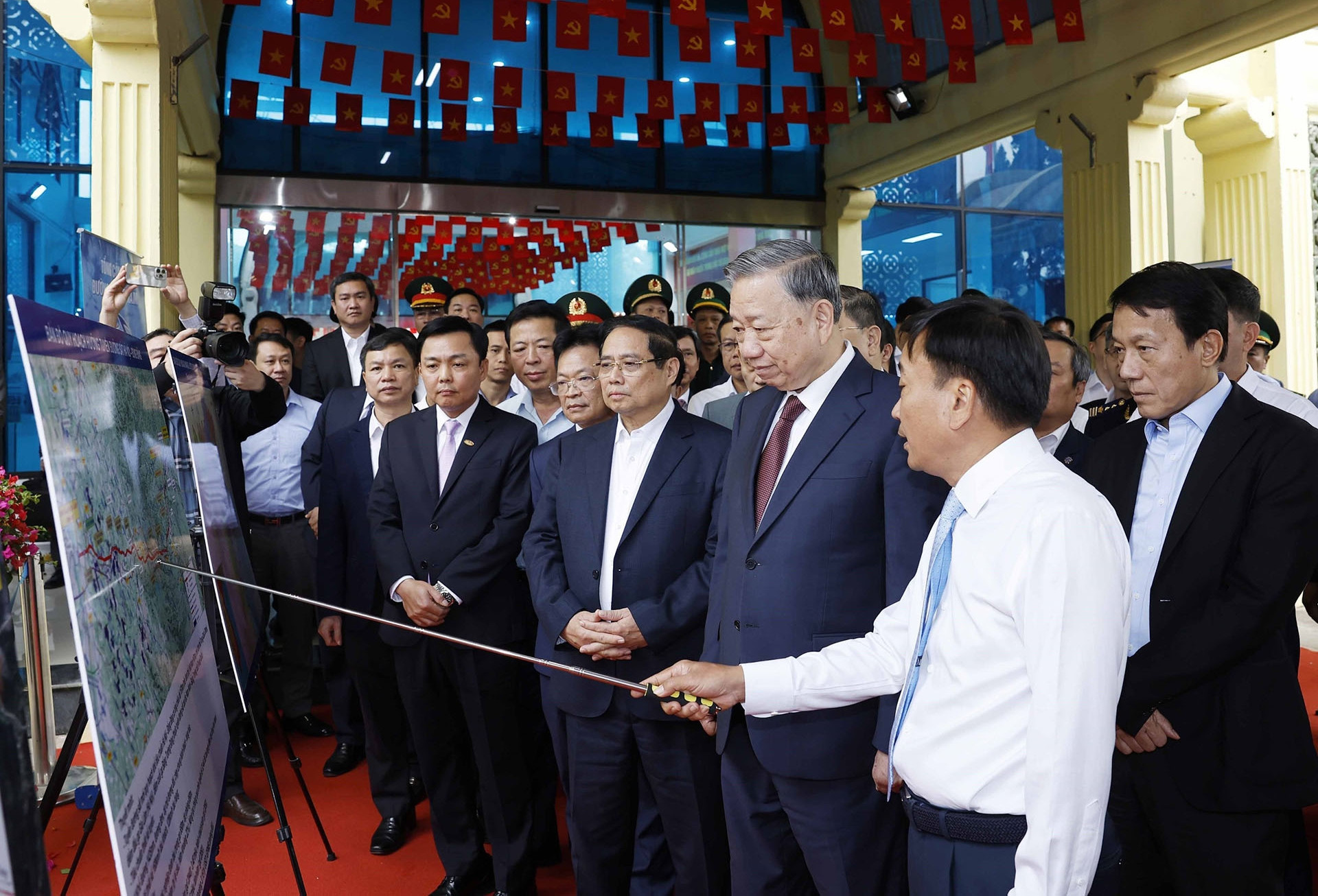 Đường sắt kết nối Việt - Trung phải là đột phá chiến lược trong hợp tác kinh tế