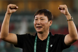 Vé trận tuyển Việt Nam vs Malaysia cao nhất là 400 nghìn đồng FIFA ví HLV Kim Sang Sik như