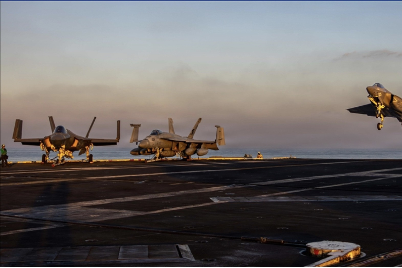 Lầu Năm Góc yêu cầu thêm 200 tỷ USD cho chiến dịch tấn công Iran