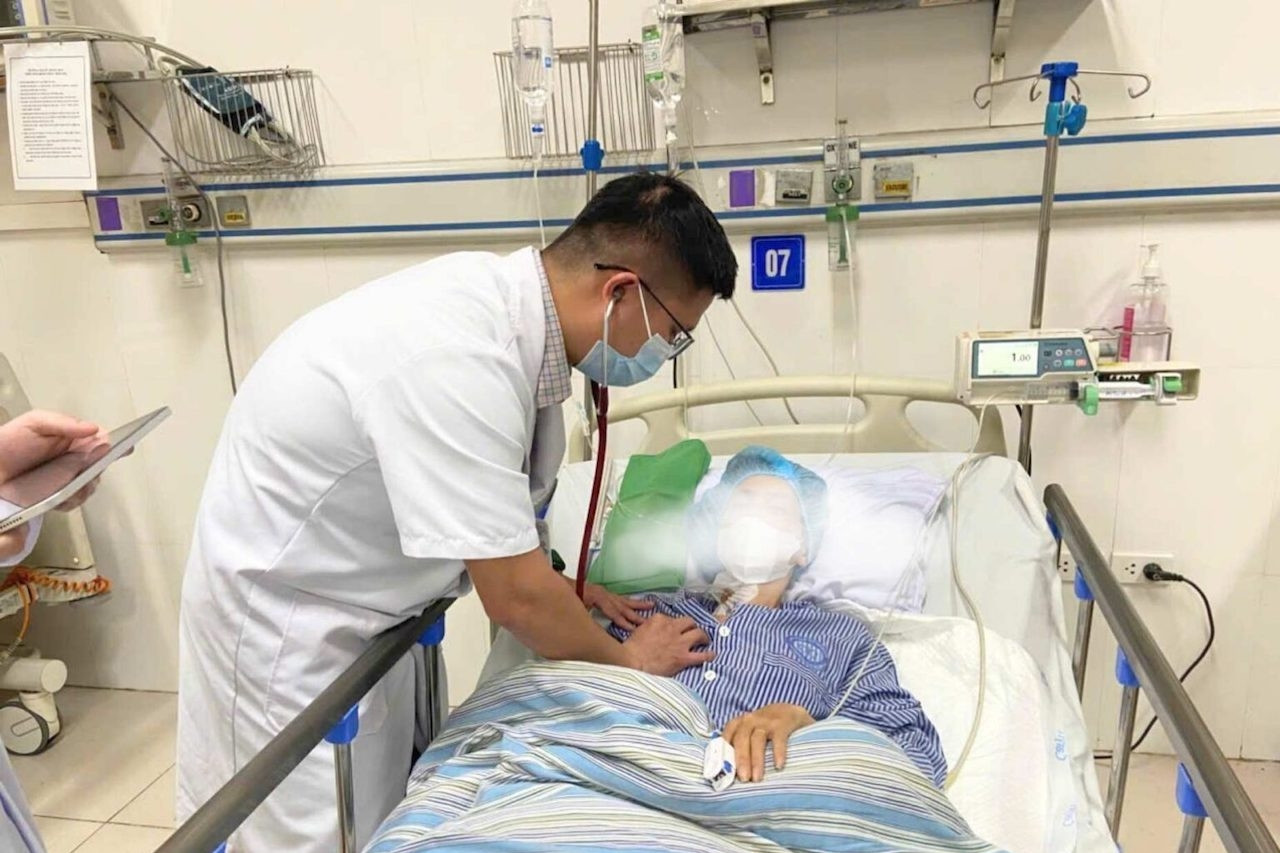 Người phụ nữ ở Hà Nội hôn mê vì tin thuốc nam chữa khỏi tiểu đường