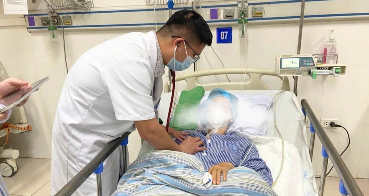 Người phụ nữ ở Hà Nội hôn mê vì tin thuốc nam chữa khỏi tiểu đường