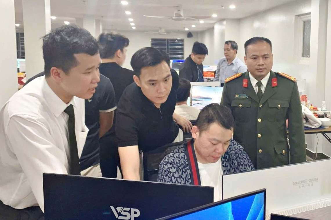  Phát hiện 3 ổ nhóm lừa đảo công nghệ cao, 43 người nước ngoài tham gia 