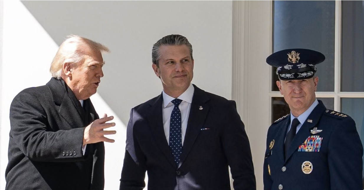 Quân đội Mỹ tiến sâu hơn vào không phận Iran để săn lùng UAV