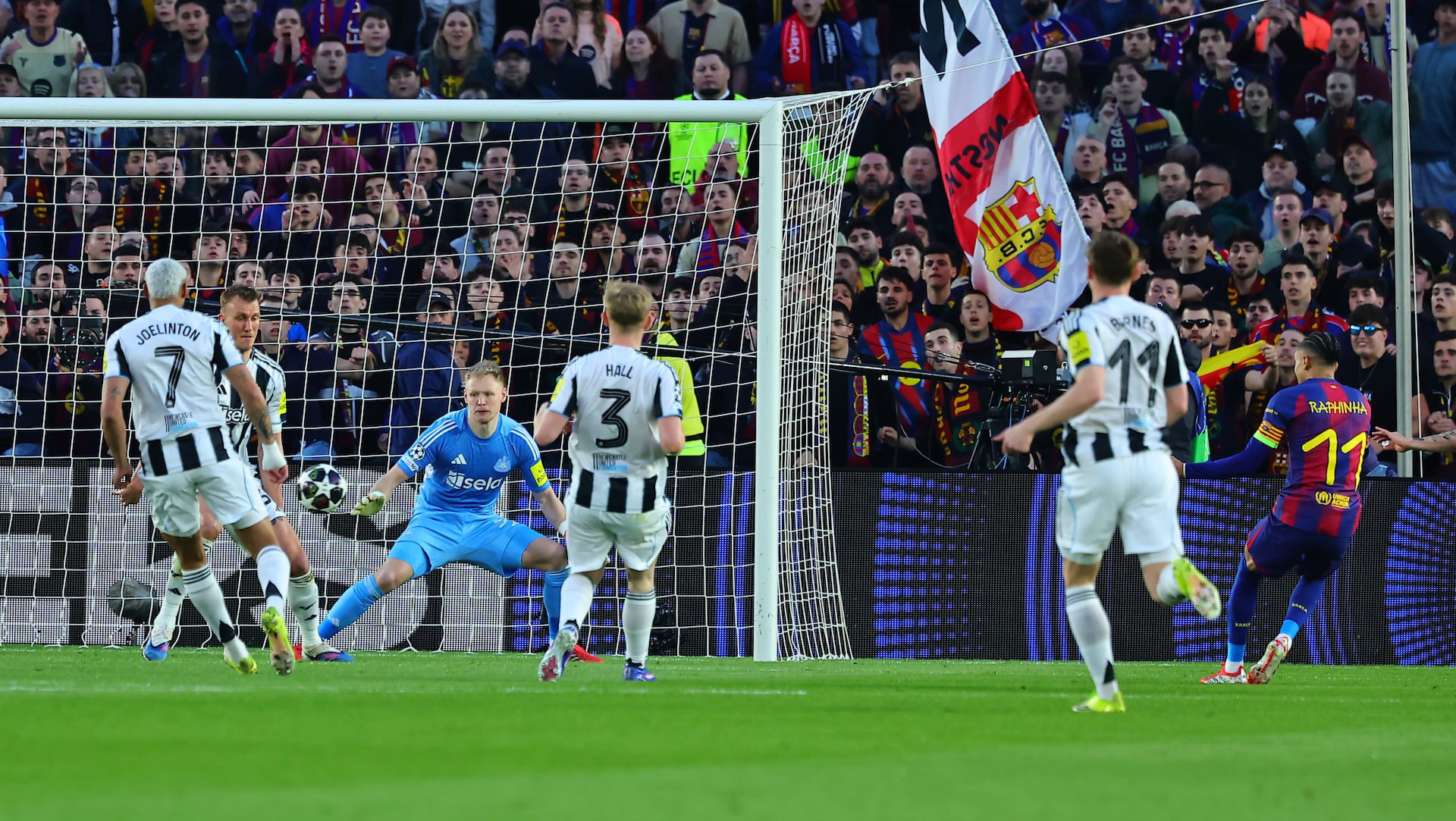 Raphinha Barca Newcastle.jpg