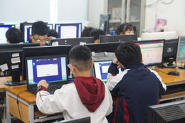 thi sinh thi vioedu.jpg