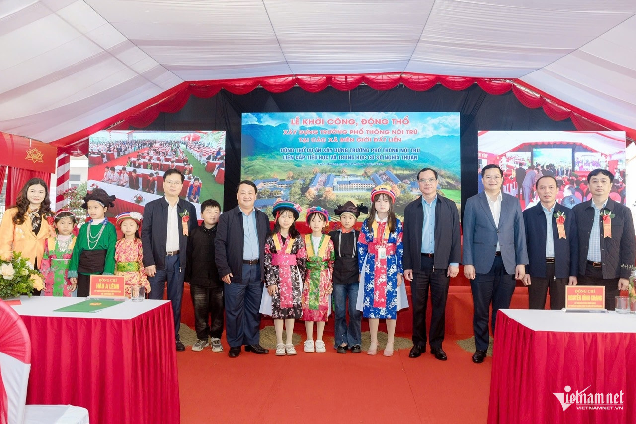 W-Khởi công ảnh 6.jpg