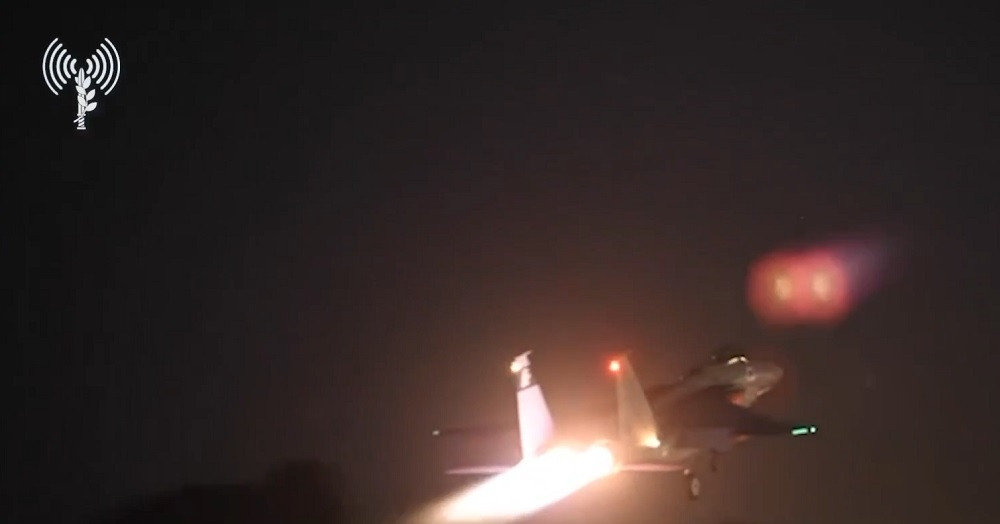 Hezbollah nã tên lửa vào Israel, IDF không kích ngoại ô thủ đô Lebanon