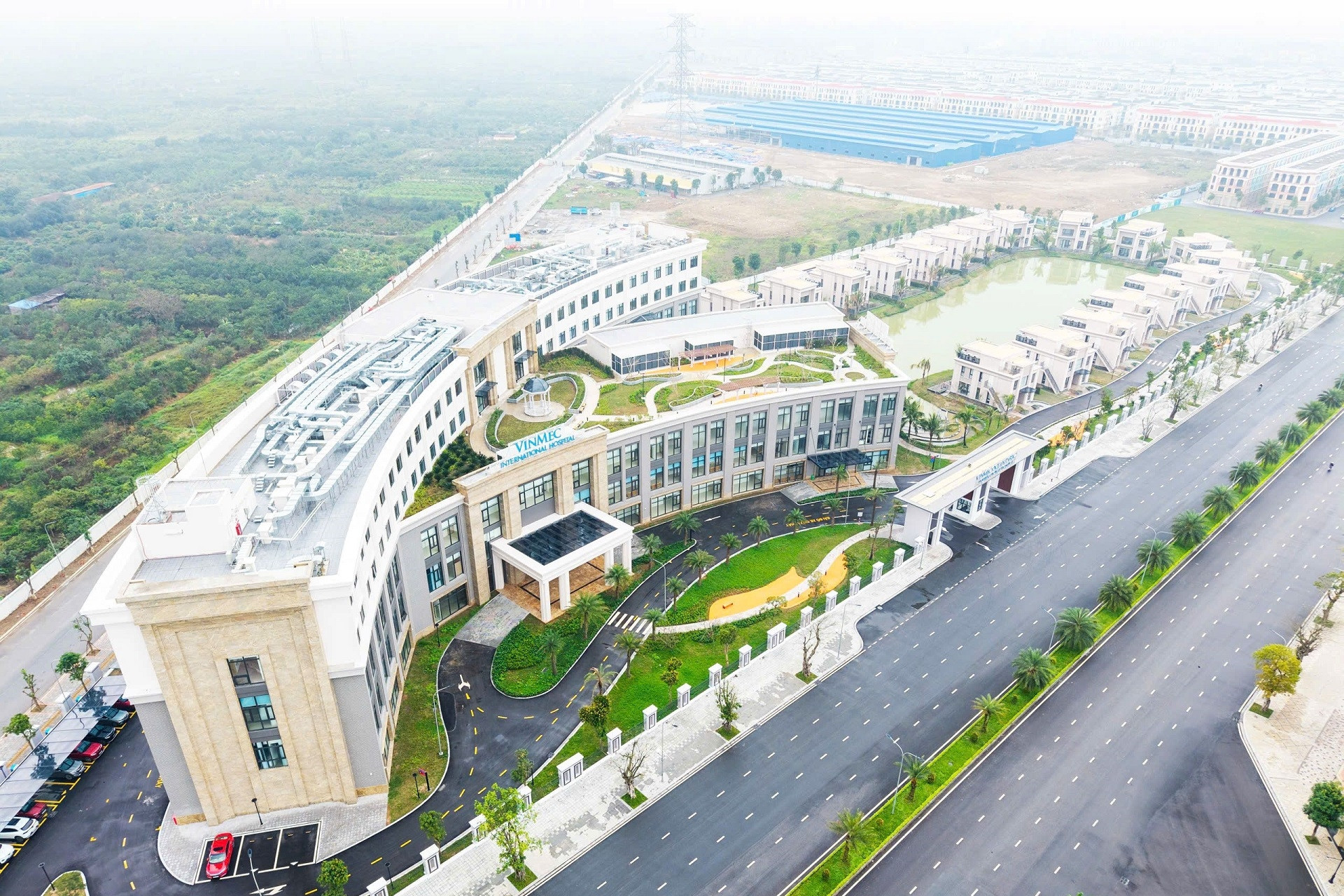 Khai trương bệnh viện 1.482 tỷ đồng Vinmec Ocean Park 2