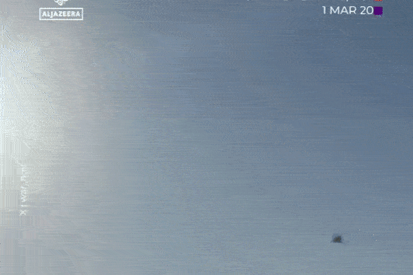 Khoảnh khắc UAV Iran đánh trúng căn cứ quân sự của Mỹ ở Kuwait