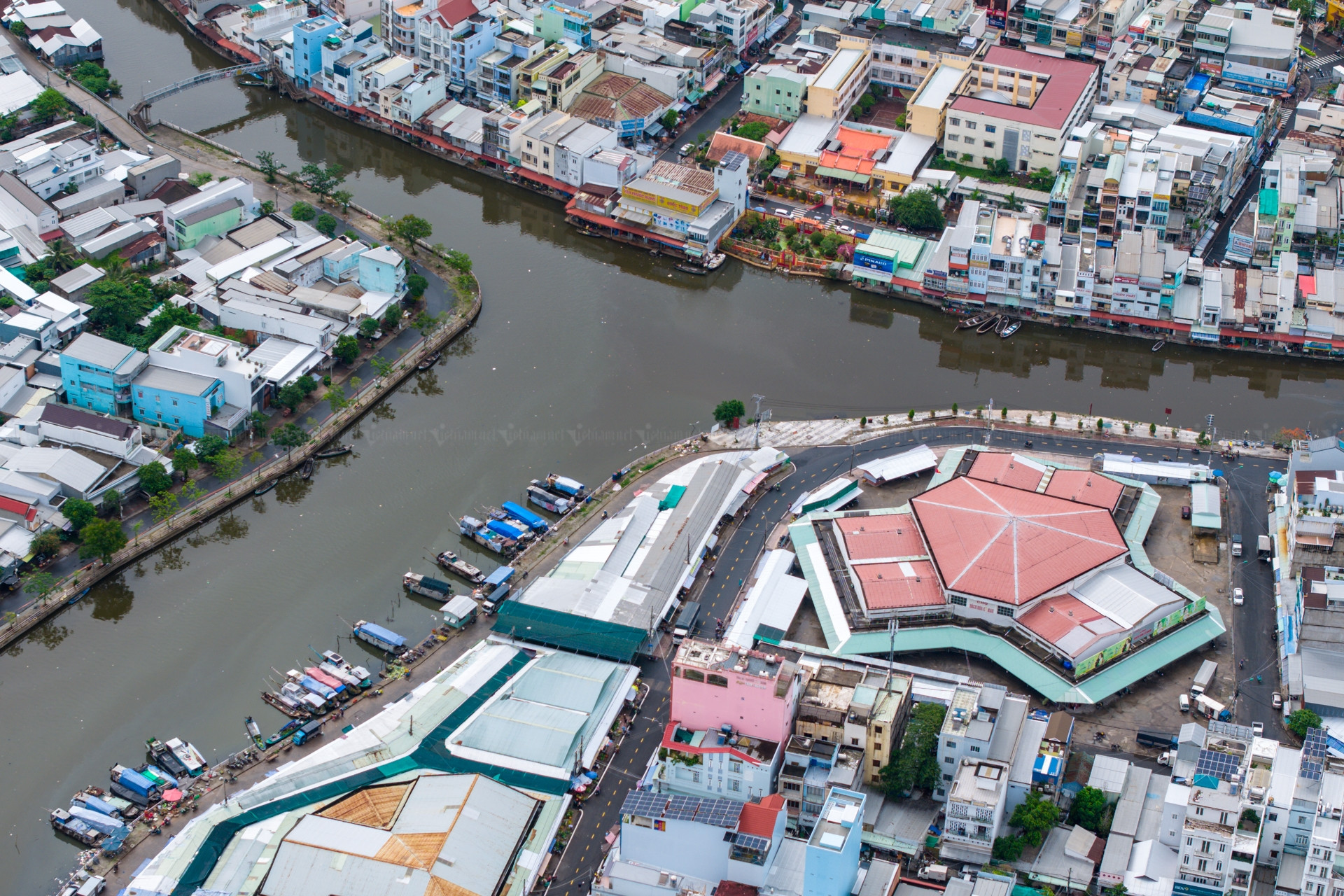 Ly hôn xong, con dâu kiện cha mẹ chồng đòi đất vì có nhiều đóng góp