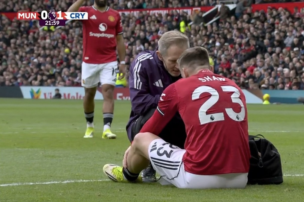 Casemiro thông báo rời MU: MU tìm kiếm người thay thế