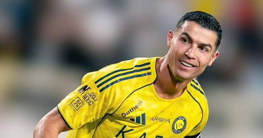 Ronaldo đá hỏng phạt đền, lo lỡ hẹn World Cup 2026