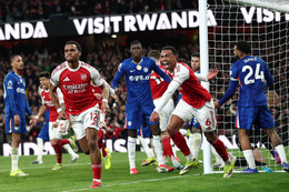 Timber Arsenal Chelsea.jpg