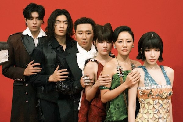 Trấn Thành lên tiếng thông tin 'cát-sê LyLy 1,2 tỷ, Văn Mai Hương 500 triệu'