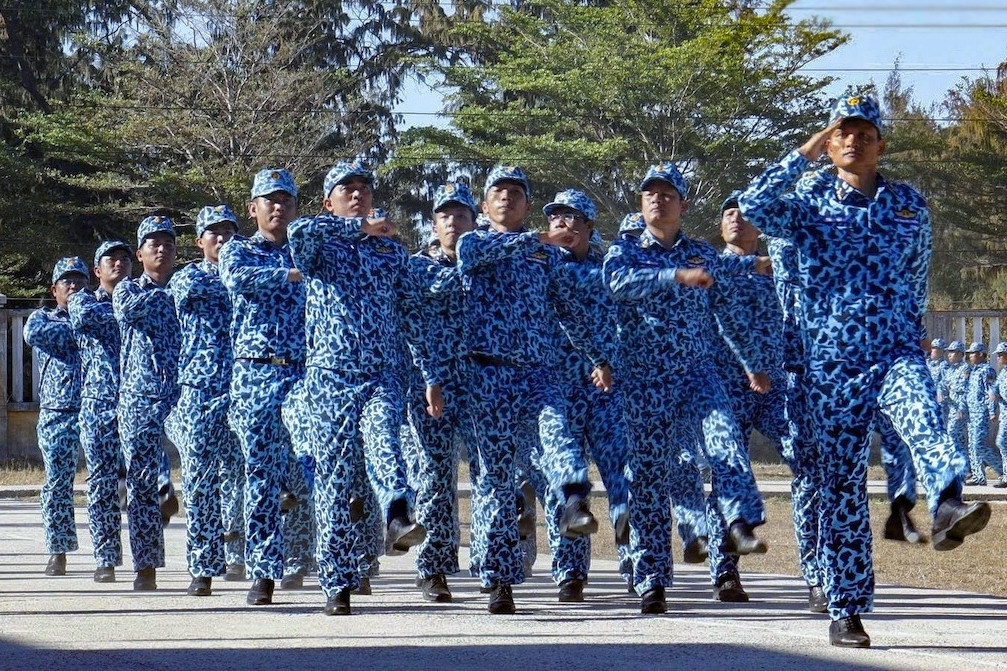 Các đơn vị Hải quân đồng loạt ra quân huấn luyện