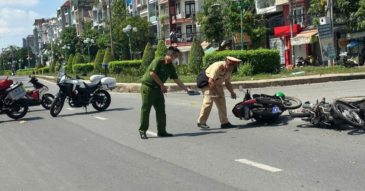 Va chạm xe công nghệ và người băng qua đường, một người tử vong tại TP.HCM