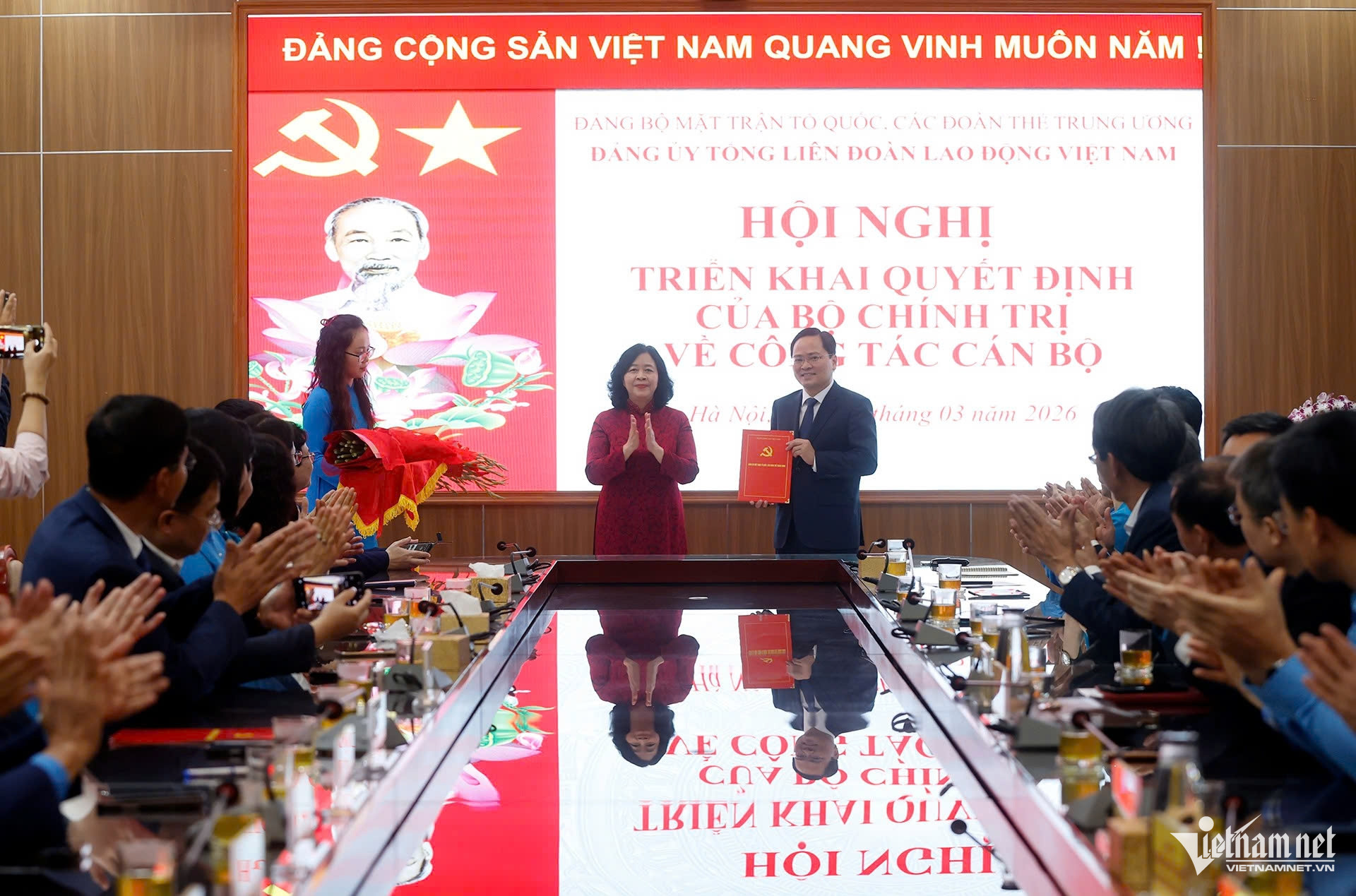 W-công tác nhân sự.jpg