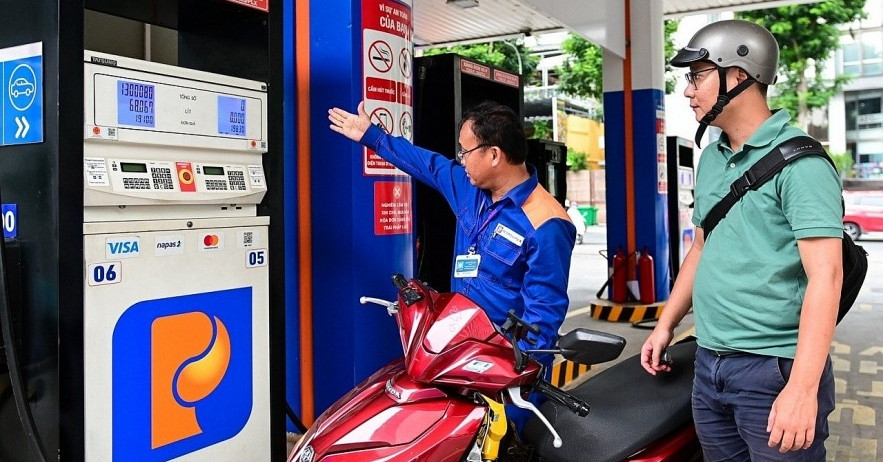 Bản tin sáng 20/3: Giá xăng dầu tăng gần 9.000 đồng: Làm sao kiềm đà tăng sốc?