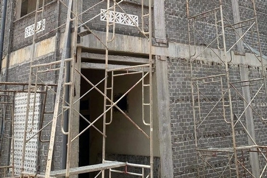 Bản tin cuối ngày 20/3: Rơi từ giàn giáo xuống đất, 3 công nhân thương vong