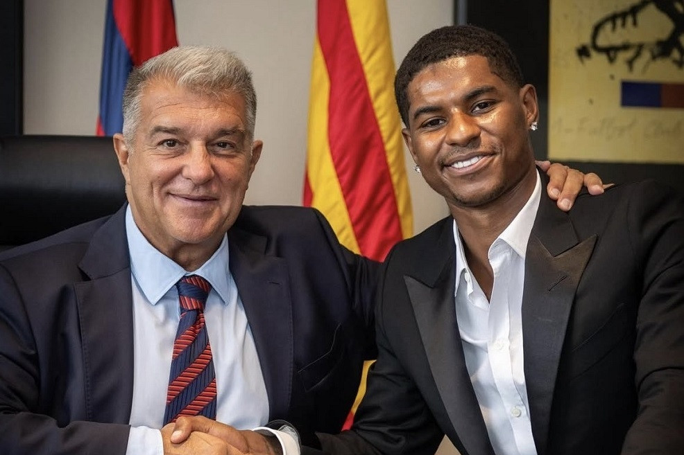 Barca kì kèo đàm phán thương vụ Rashford, MU lấy độc trị độc