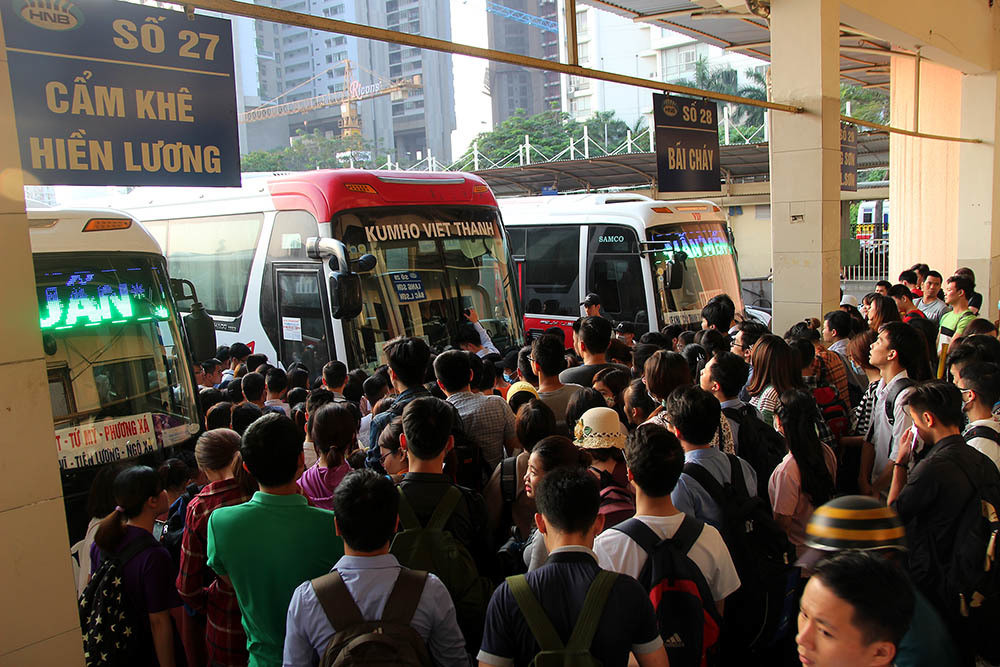 bến xe, xăng dầu .jpg