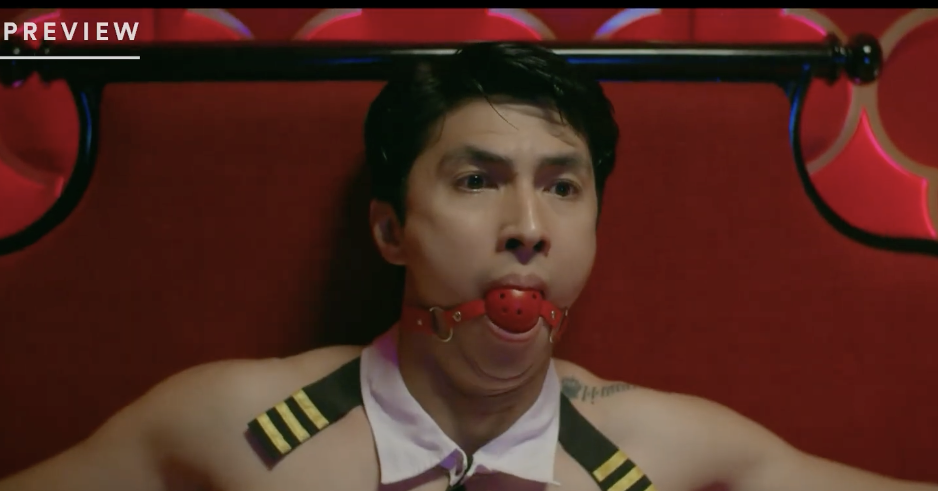 'Đồng hồ đếm ngược' tập 14: Phú bà bệnh hoạn bắt tình cũ và bạn gái tiếp khách trên giường