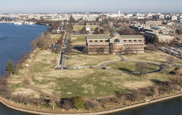 Fort McNair on the Anacostia River. Ảnh: Wikipedia