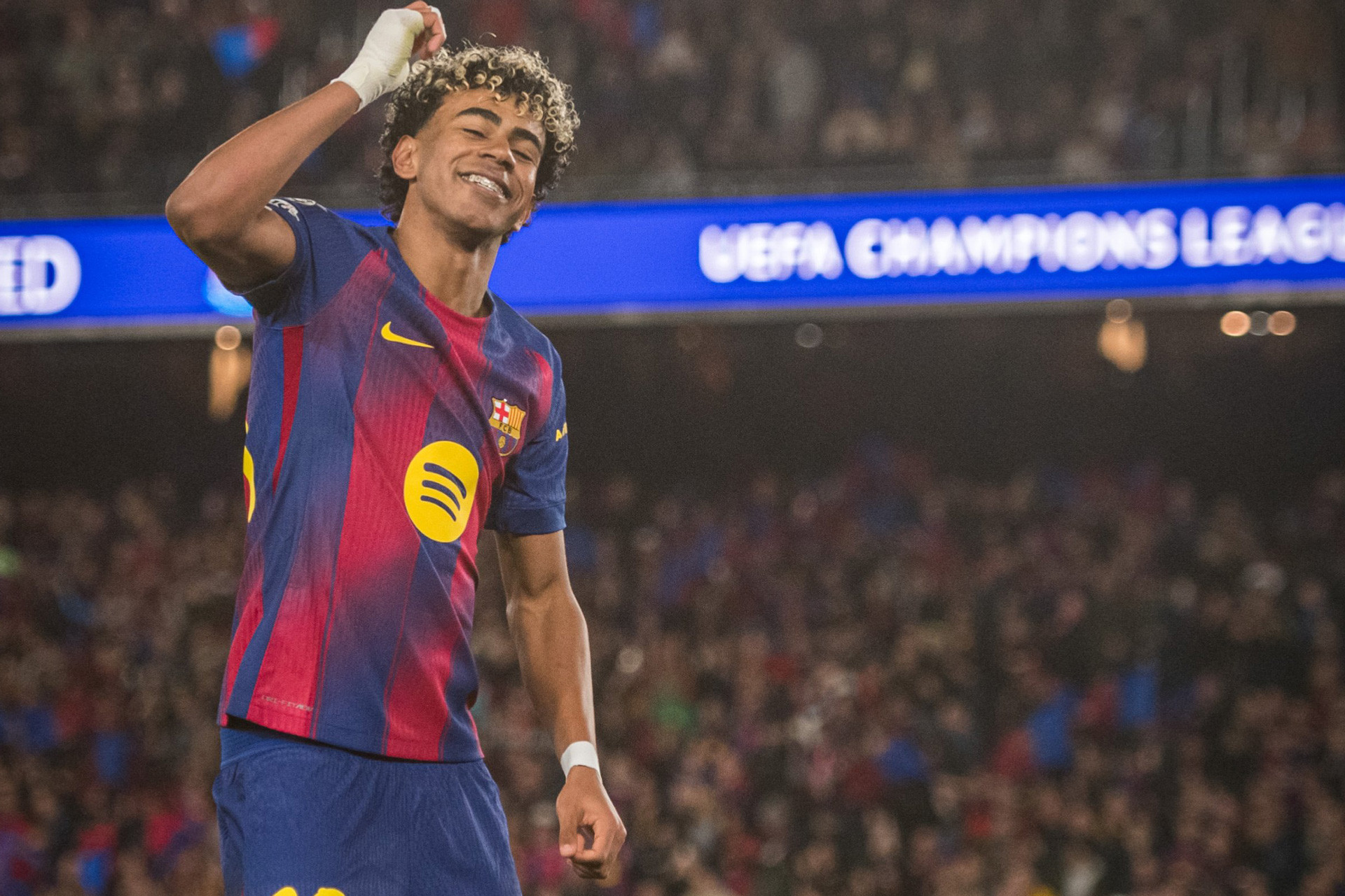 Lamine Yamal Barca Newcastle.jpg