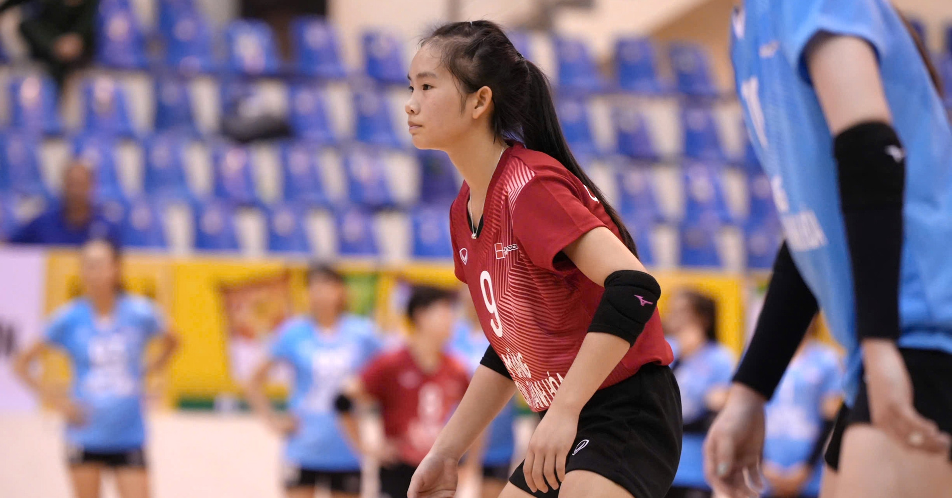 Cầu thủ 14 tuổi gây sốt tại Cúp bóng chuyền Hoa Lư, được triệu tập lên U18 Việt Nam