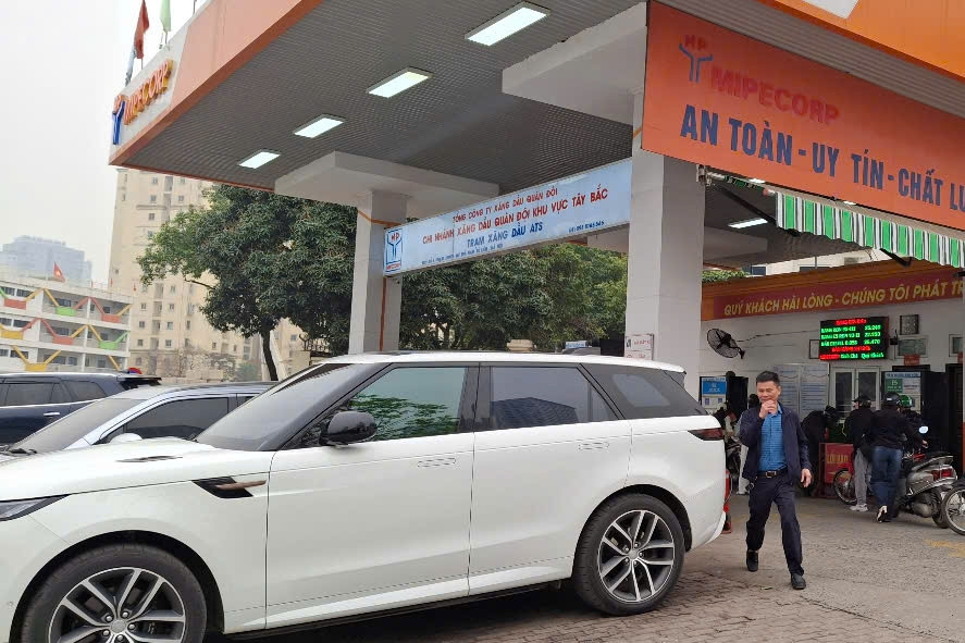 Giá xăng dầu tăng mạnh từ 23h hôm nay, có loại đắt thêm gần 9.000 đồng/lít