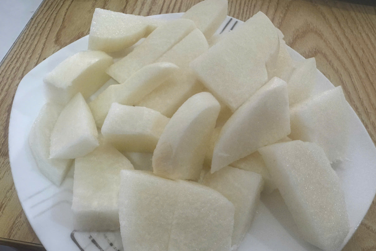 Loại củ rẻ tiền bán đầy chợ lại là 'kho báu' vitamin ít ai ngờ