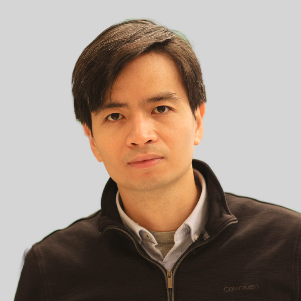 Pho giao su Nguyen Duc Thanh.jpg