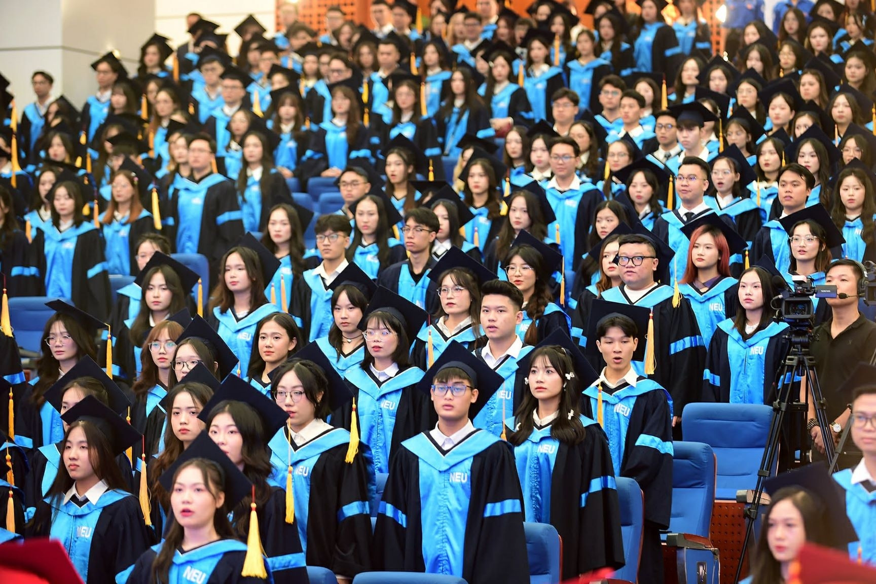 Sinh viên ngành Marketing học gì, ra trường lương có cao không?