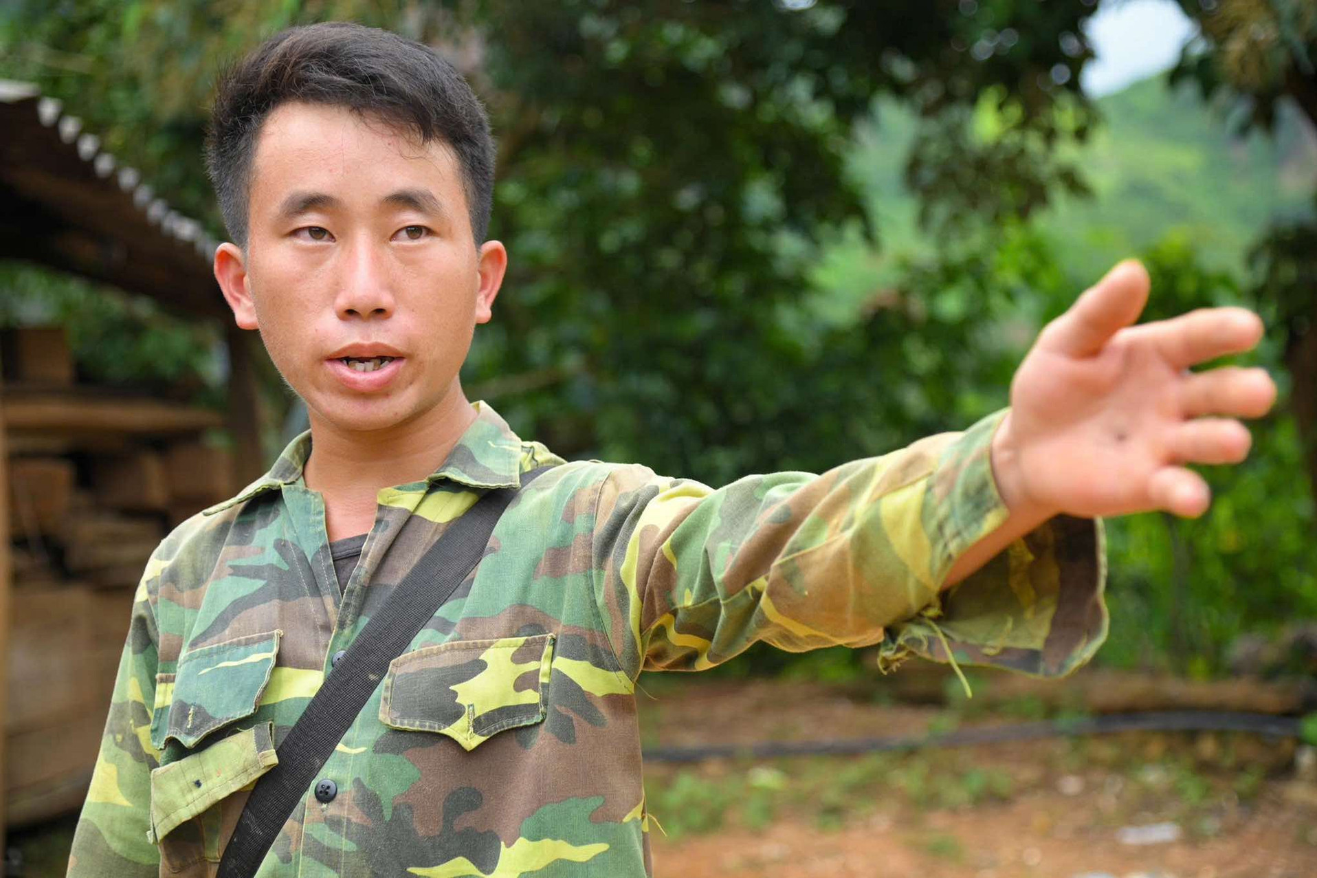 Trưởng bản từng cứu 90 người thoát khỏi lũ quét chia sẻ về điều còn day dứt