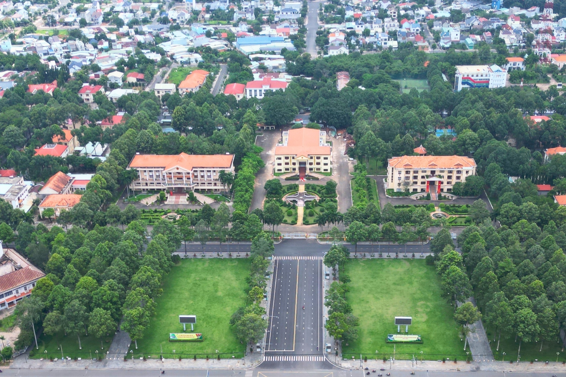 Đồng Nai chuyển trụ sở phường thành giảng đường đại học