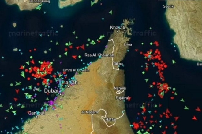  Iran cho phép bao nhiêu tàu đi qua eo biển Hormuz mỗi ngày? 