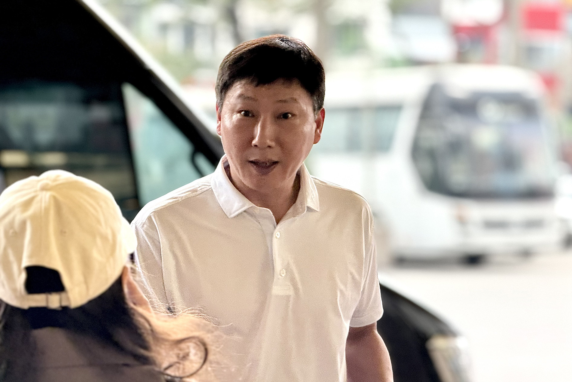 Hoàng Hên, Xuân Son rộn ràng lên tuyển Việt Nam, quyết đấu Malaysia kim sang sik.jpg