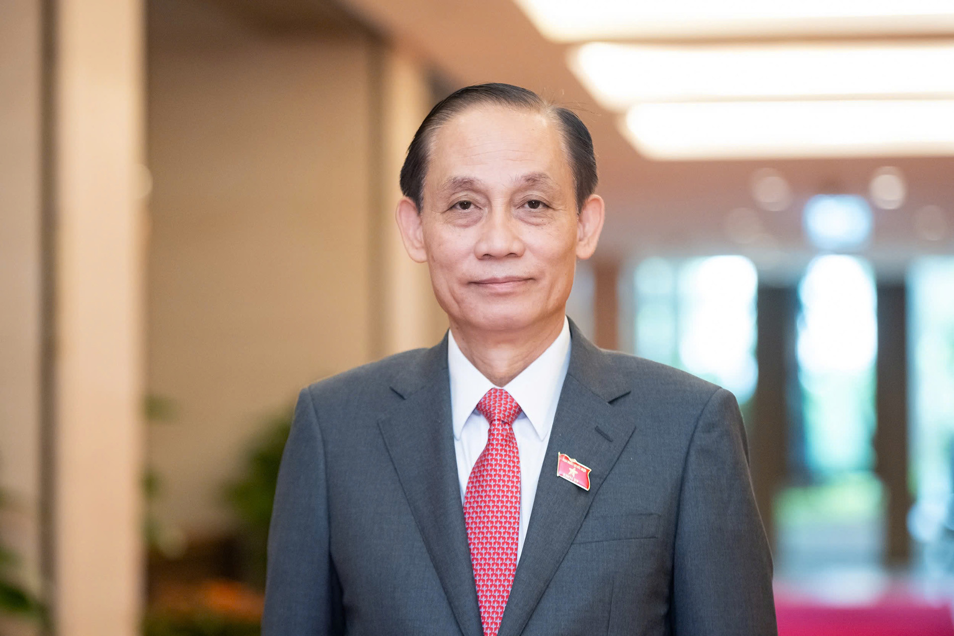 Lê Hoài Trung ảnh 4.jpg