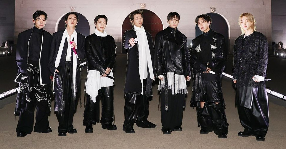 Nhóm BTS tái hợp với cơn 'địa chấn' 200.000 khán giả đổ về Seoul