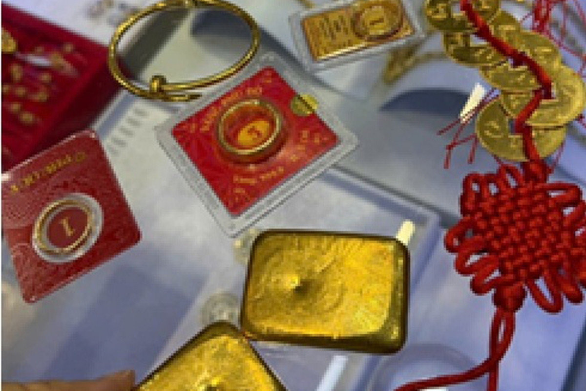 Nữ sinh mang 114 chỉ vàng đi bán vì tin lời 'hỗ trợ du học' trên mạng