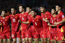Tuyển Việt Nam: Bất ngờ người tranh suất của Văn Hậu FIFA báo tin cực vui cho tuyển Việt Nam trước trận tái đấu Malaysia