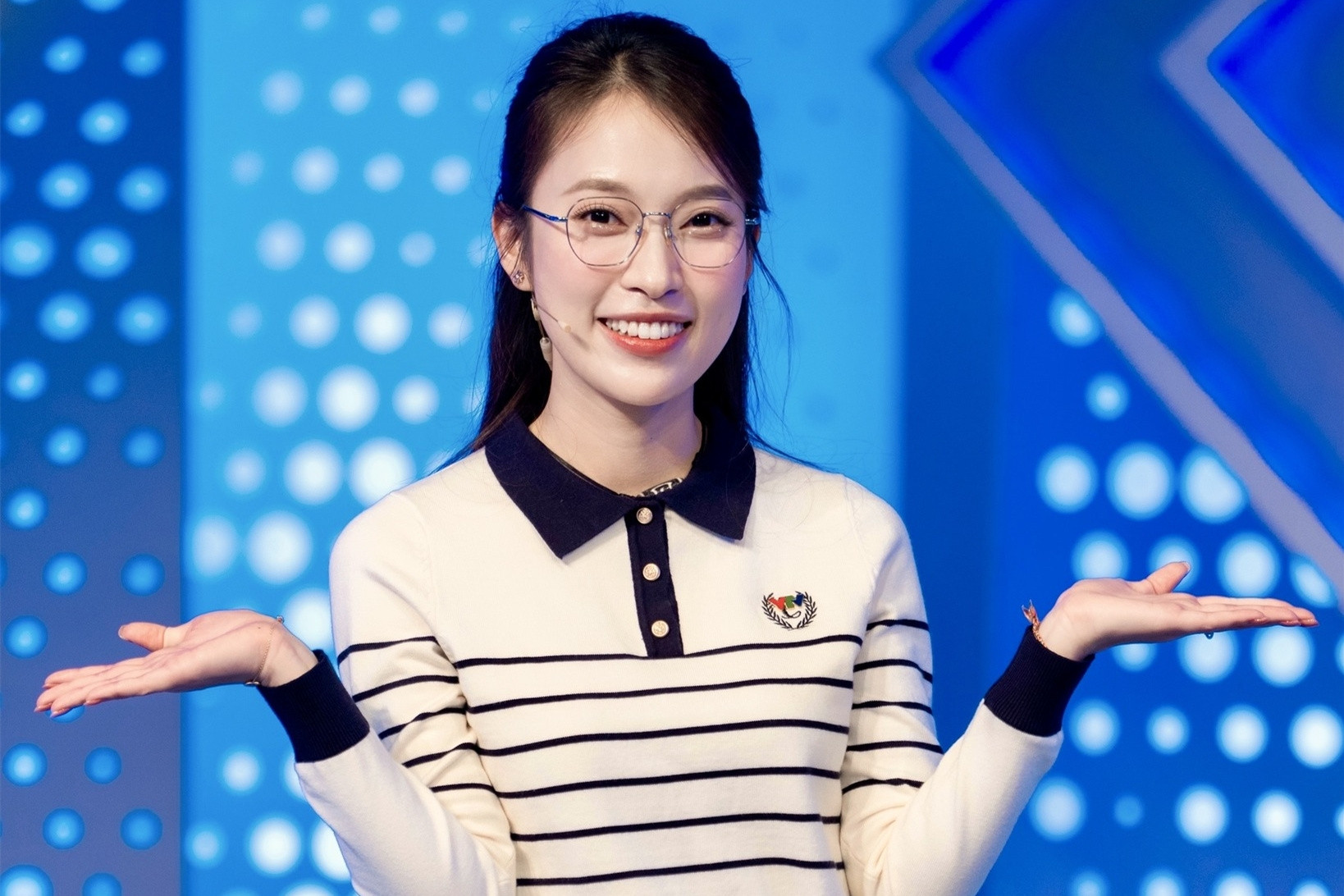  Khánh Vy 'Đường lên đỉnh Olympia' lên tiếng về tin đồn hẹn hò 1 MC nổi tiếng 