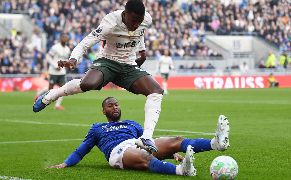 resources_premierleague_pulselive_com 2026 03 21T174551Z_1294765788_UP1EM3L1DCEBG_RTRMADP_3_SOCCER ENGLAND EVE CHE.jpg