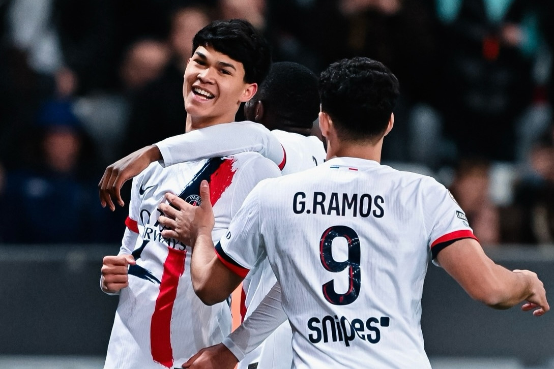 Sao trẻ gốc Philippines đi vào lịch sử, PSG đòi lại ngôi đầu Ligue 1
