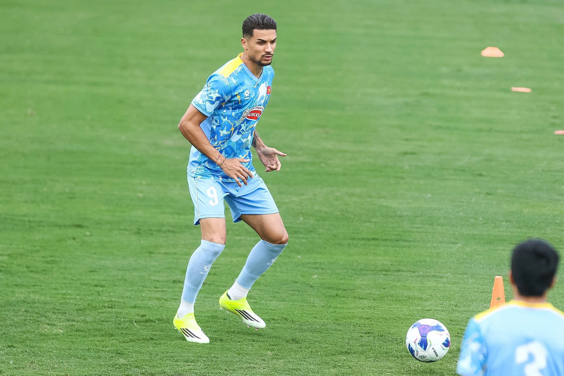 tuyen viet nam 4.jpg