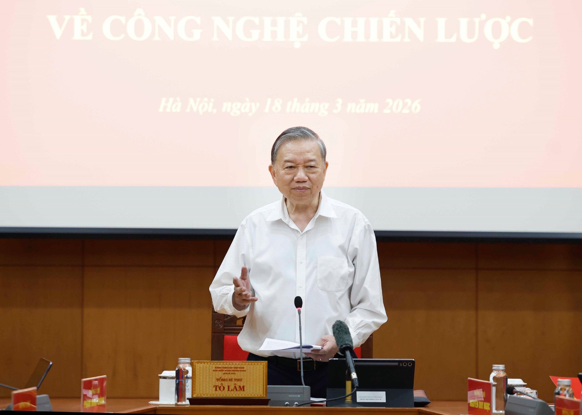 vnapotaltongbithuchutriphienhopchuyendevecongnghechienluoccuabanchidaotrunguongvephattrienkhoahoccongnghedoimoisangtao8649270 177383472686775617519.jpg