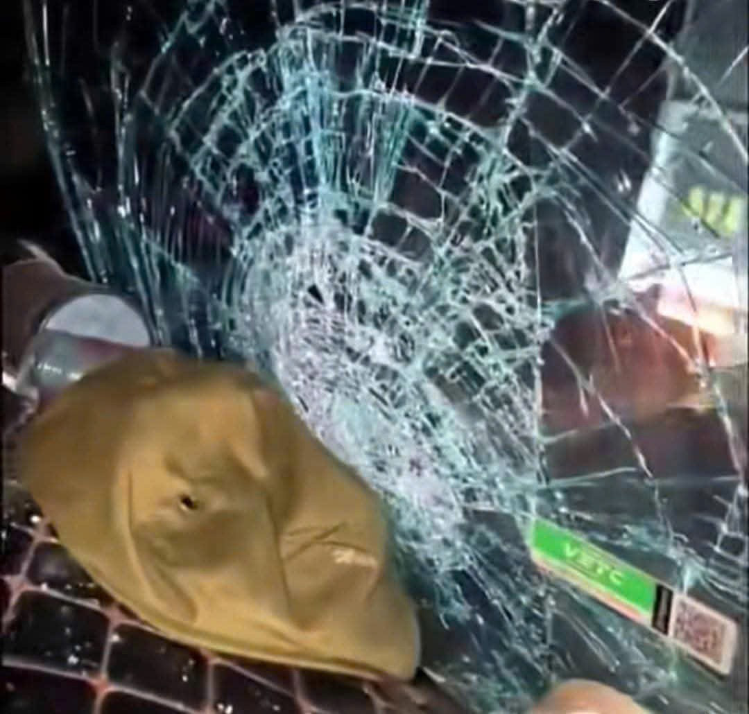 vỡ kính.jpg