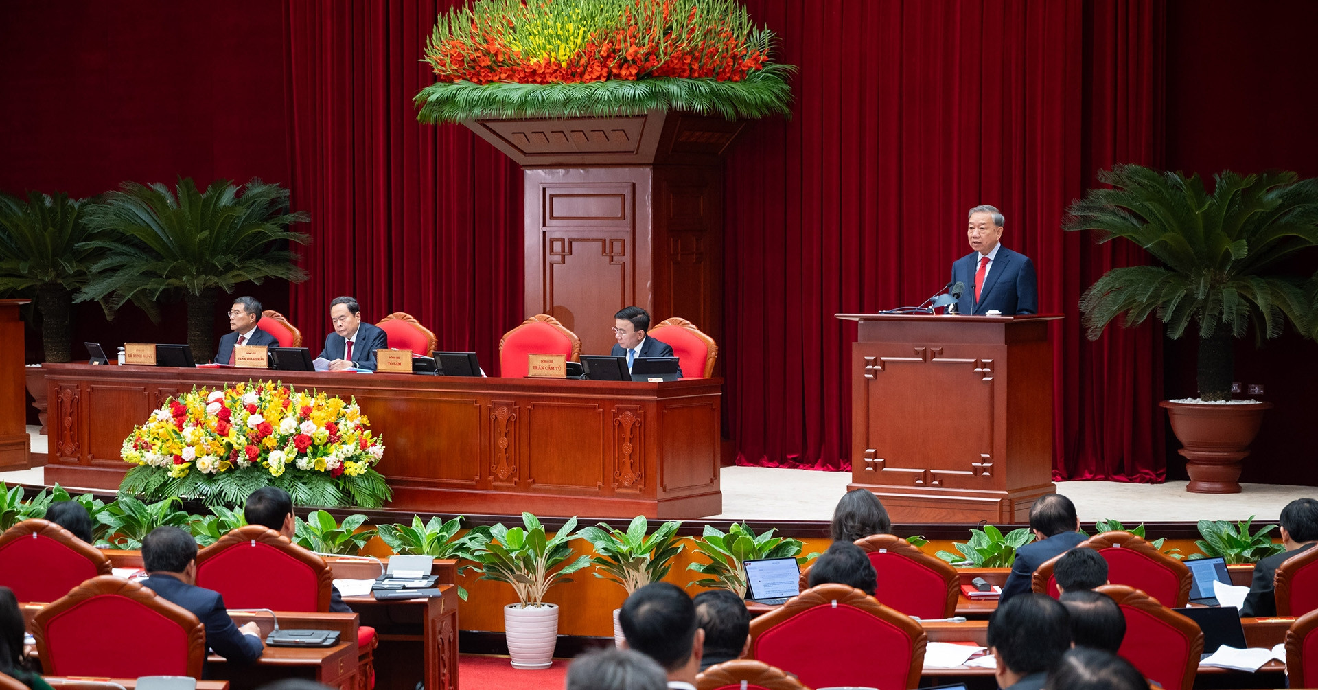 Tổng Bí thư phát biểu khai mạc Hội nghị Trung ương 2, định hướng phát triển đất nước